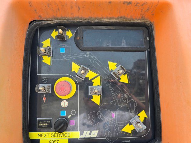 Sold - Telescopic Boom Lift - View 3